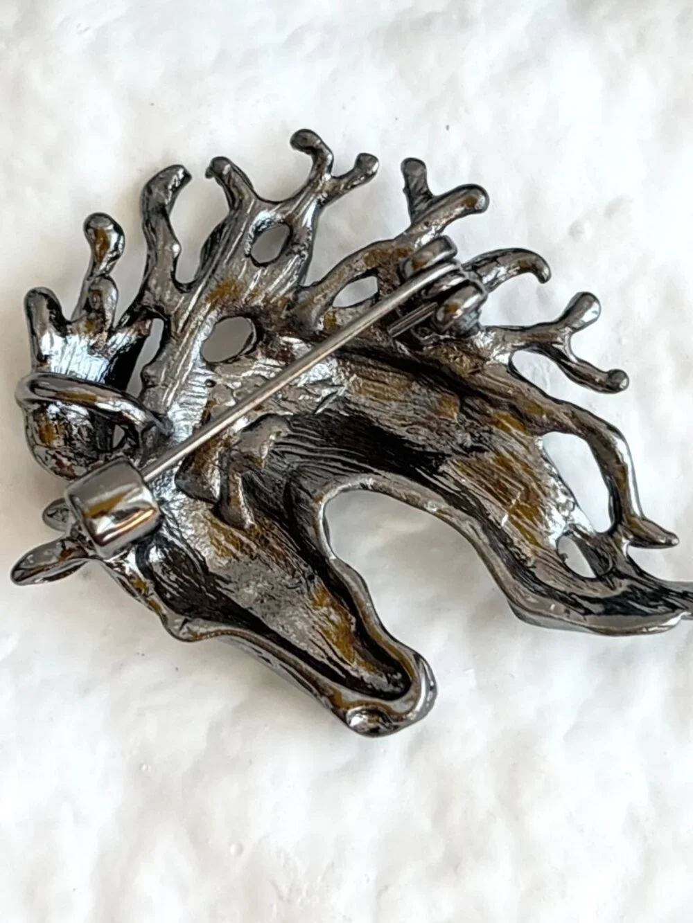 Horse Head Figural Billowing Mane Silver Toned Textured VIntage Insp Brooch Pin